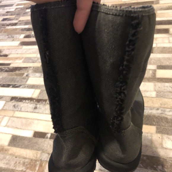 Sanuk boots Sz 8 women’s winter button - Picture 4 of 8